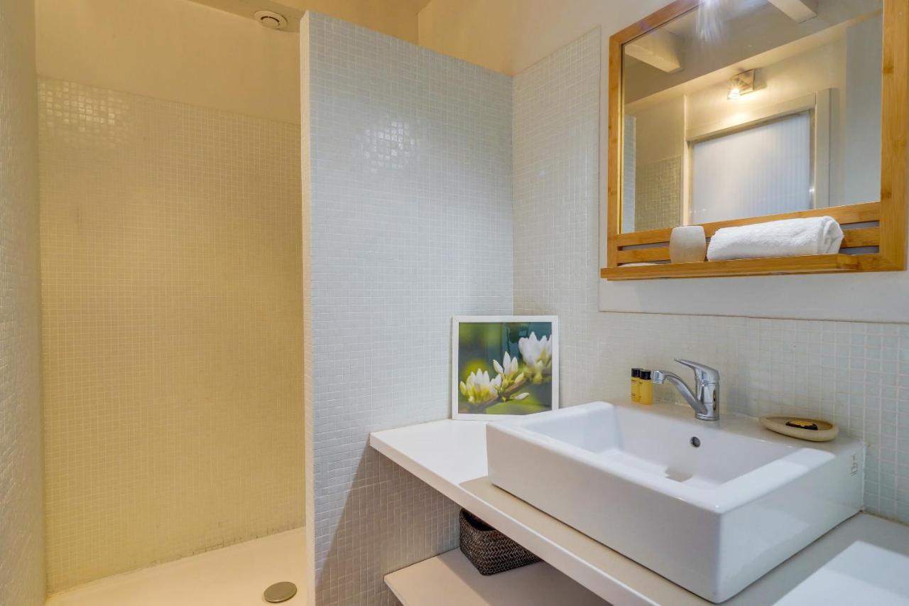 Observance 2 bedroom duplex apartment Bordeaux Buitenkant foto
