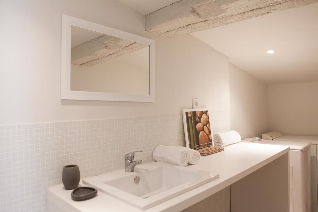 Observance 2 bedroom duplex apartment Bordeaux Buitenkant foto